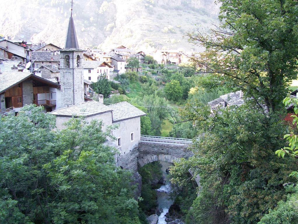 Hotel Col Du Mont Arvier Exterior photo