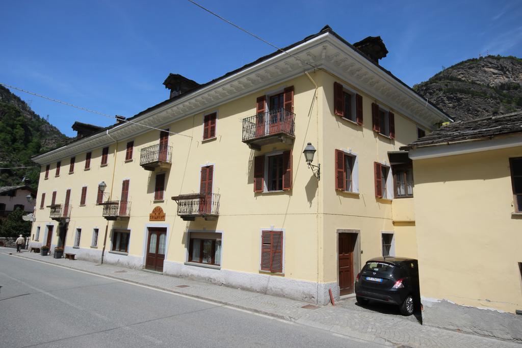 Hotel Col Du Mont Arvier Exterior photo